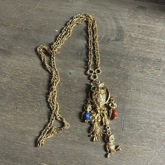 Mid Century Vintage Kramer Gold Tone Owl Necklace - Picture 1 of 6